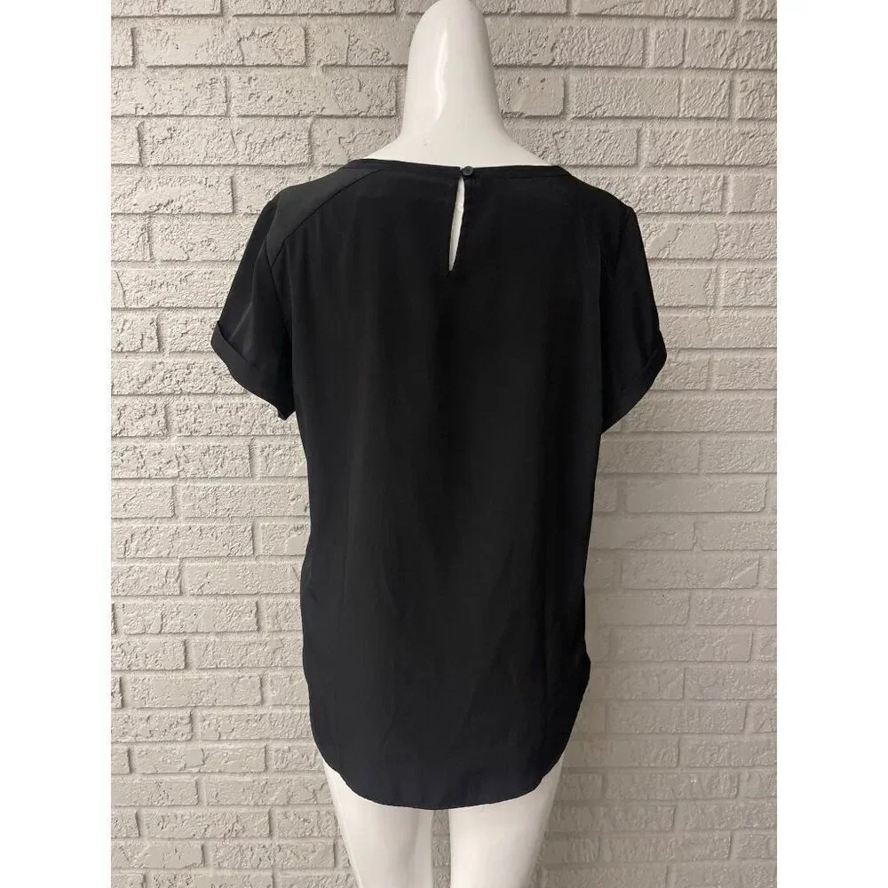 Chico’s Women Black Short Sleeve Blouse Size 1